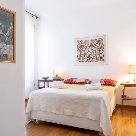 Apartment Sempione-metro B, Vintage Apartment, Ac, Wifi *