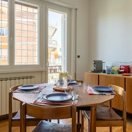 Apartment Sempione-metro B, Vintage Apartment, Ac, Wifi